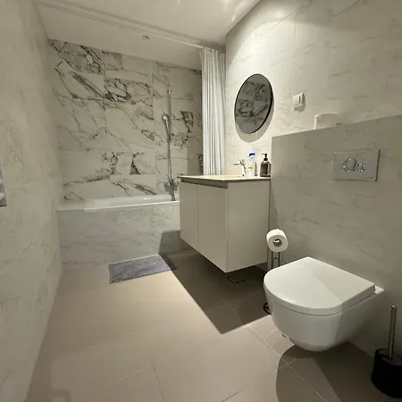 BW Arcadia Deluxe Apartments *